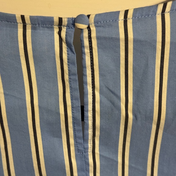 Blue and white striped v neck dress - Picture 5 of 9